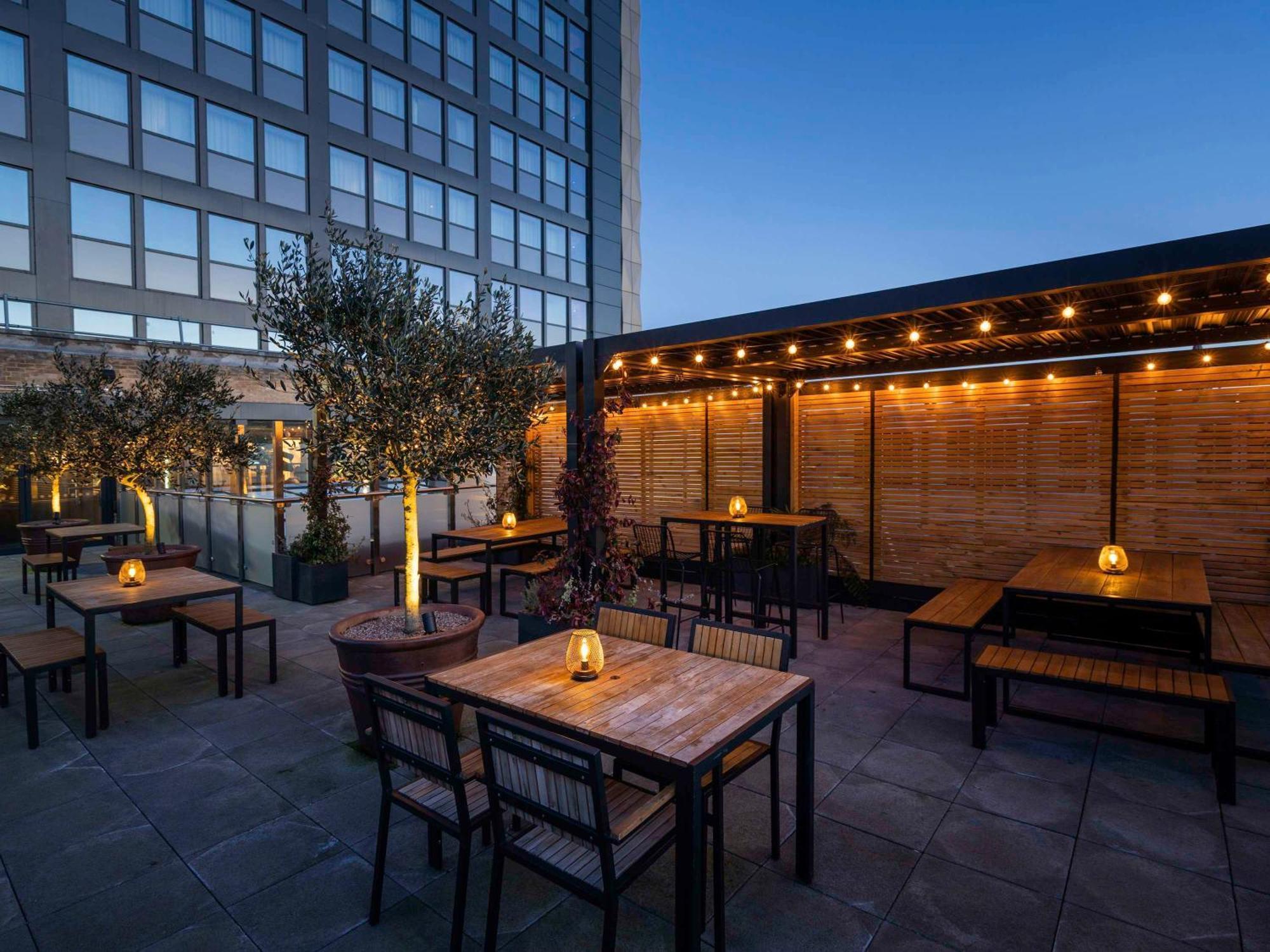 Mercure Newport Bagian luar foto