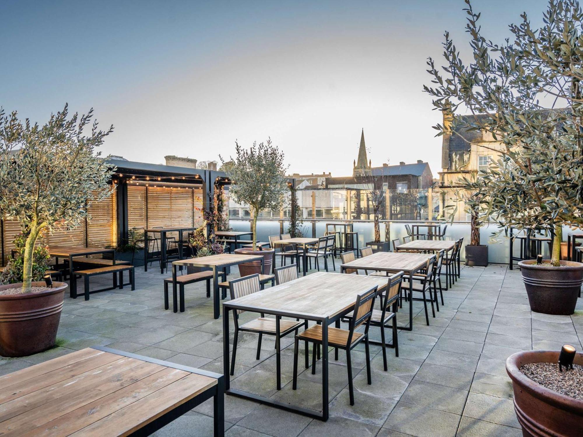Mercure Newport Bagian luar foto