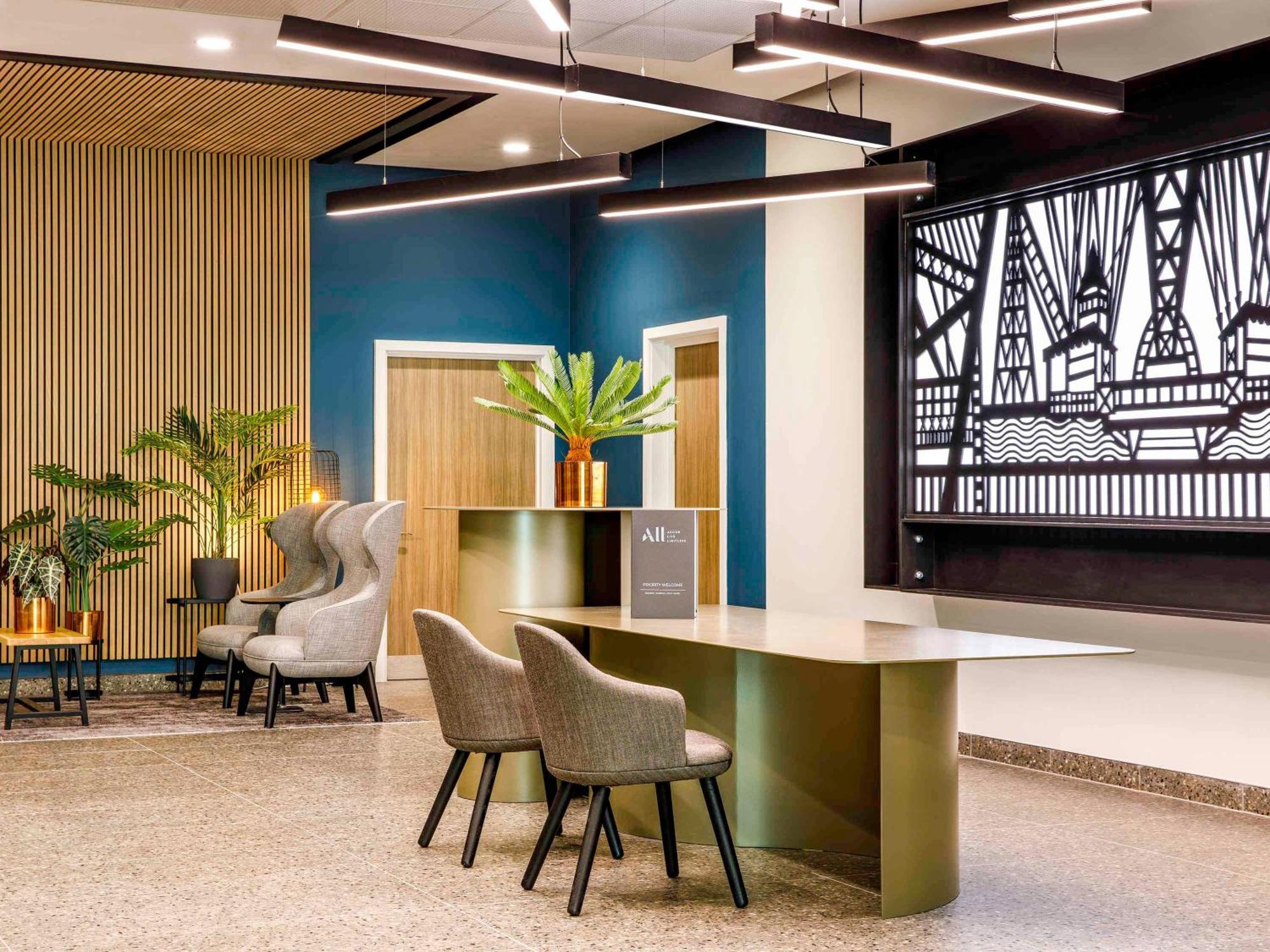 Mercure Newport Bagian luar foto
