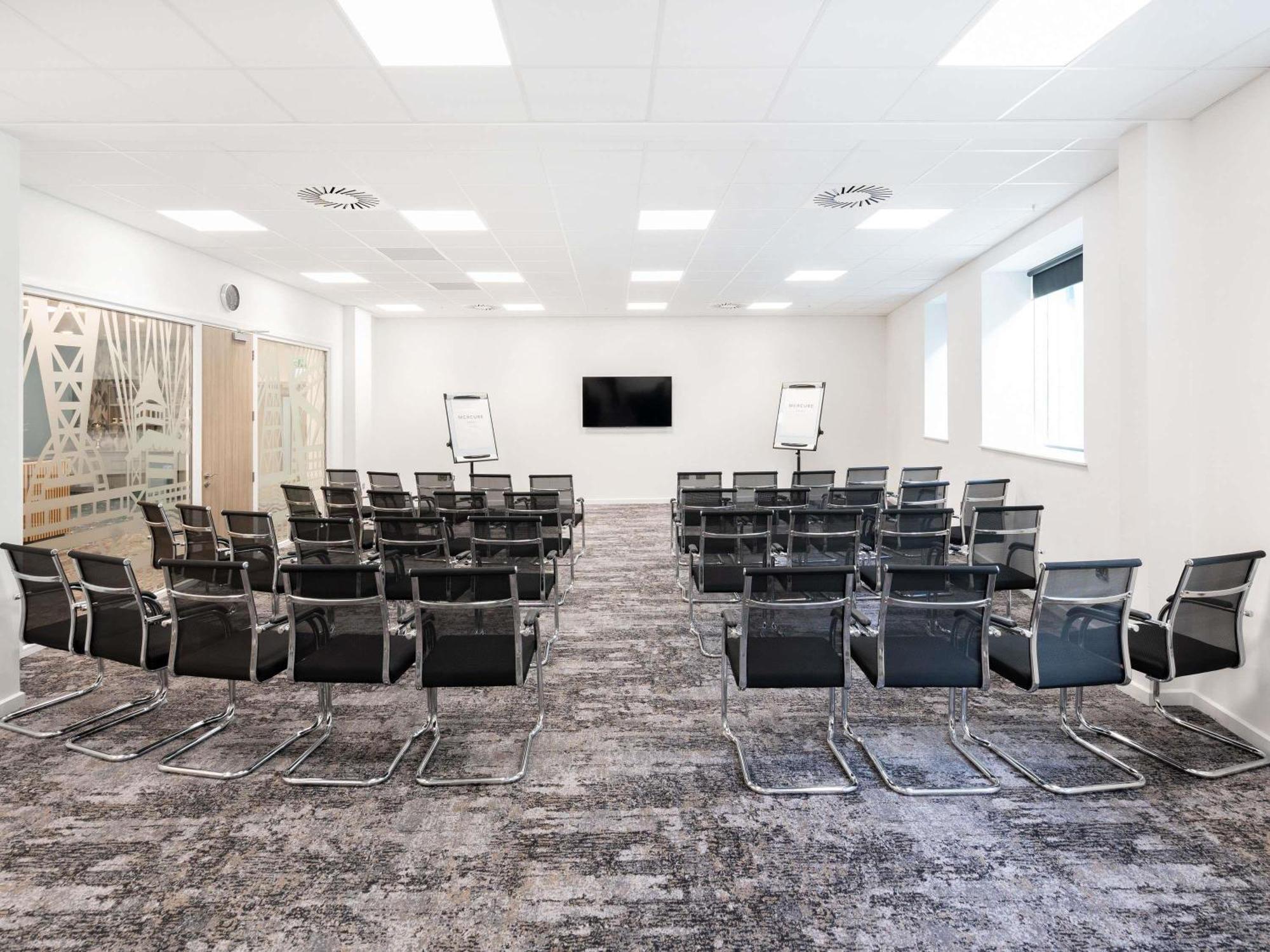 Mercure Newport Bagian luar foto
